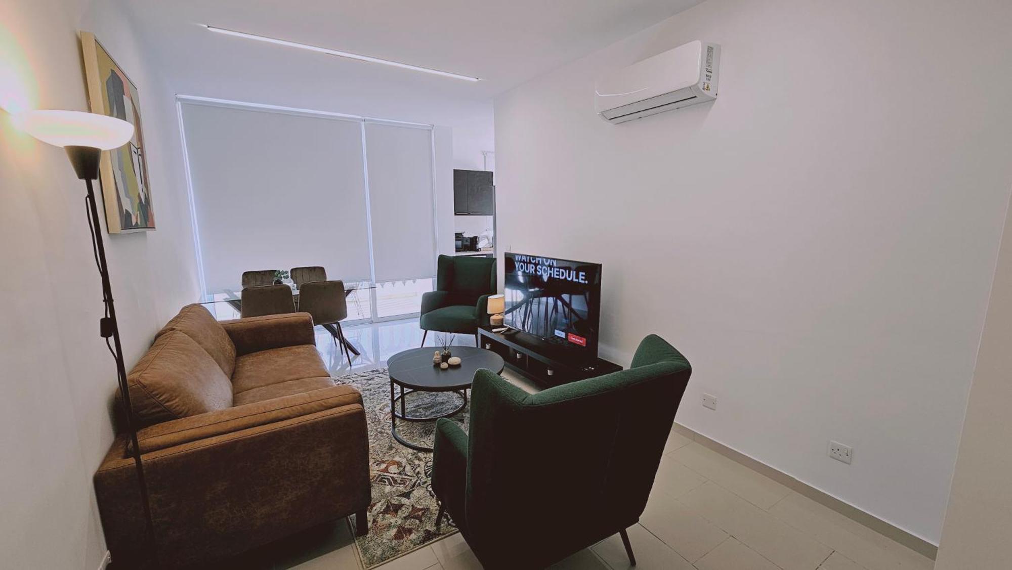 Stay Cosmo City Suites Nikosia Bagian luar foto