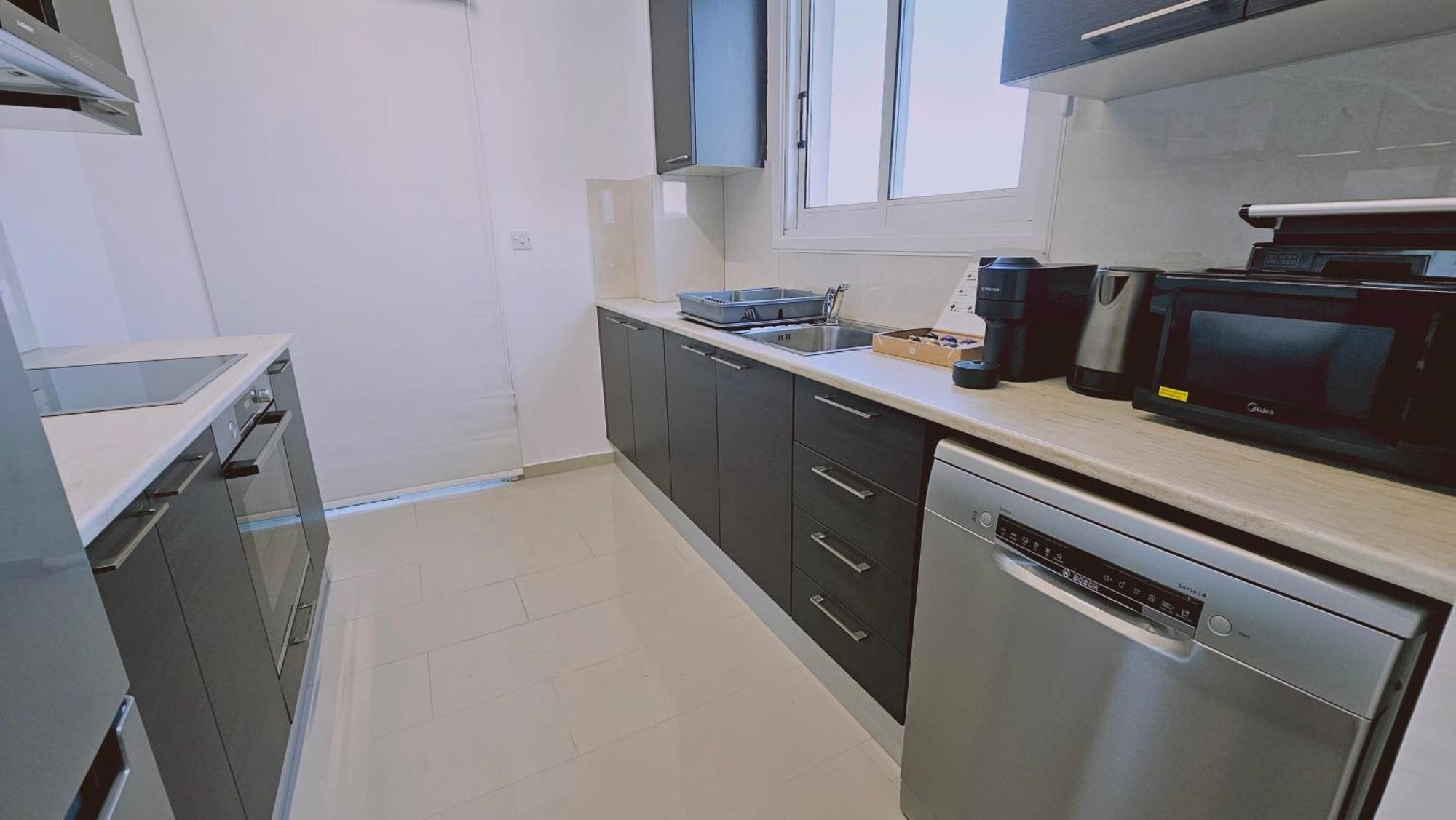 Stay Cosmo City Suites Nikosia Bagian luar foto