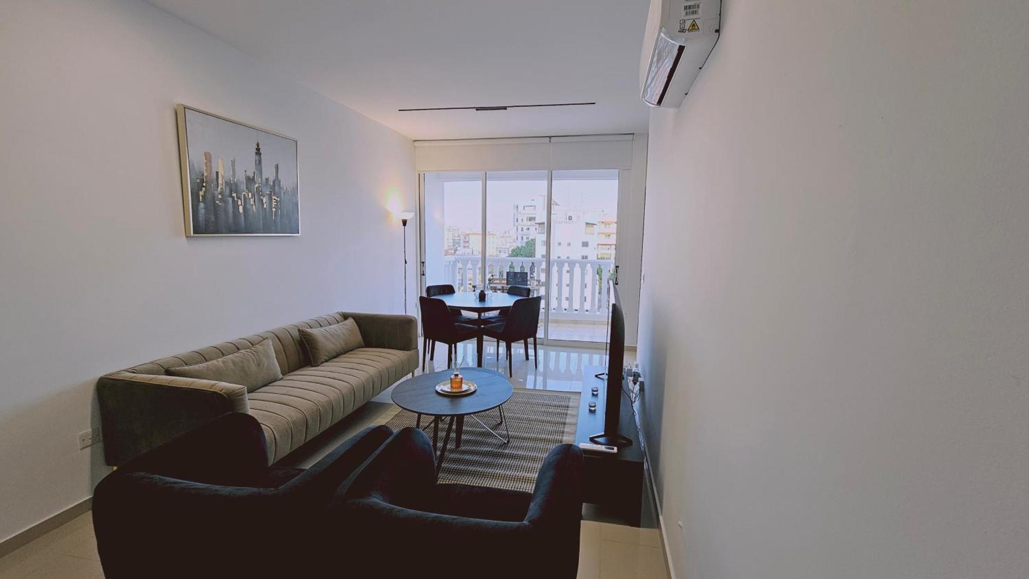 Stay Cosmo City Suites Nikosia Bagian luar foto